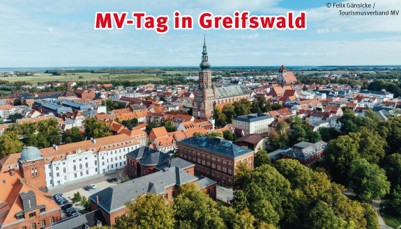 Greifswald aus der Vogelperspektive sowie Text - 775 Jahre Greifswald