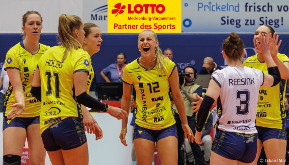Die Volleyballerinnen des Schweriner SC beim Spiel.
