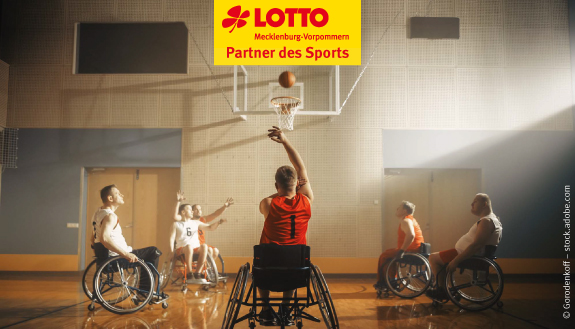 Rollstuhlbasketballer auf dem Spielfeld