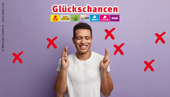 Gewinnchancen der Lotterien: Lachender Mann mit gekreuzten Fingern