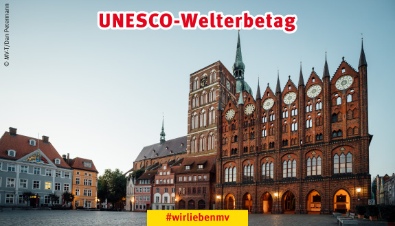 Blick auf Stralsunder Rathaus