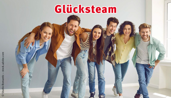 Lachender Freundeskreis mit sechs Personen Arm in Arm